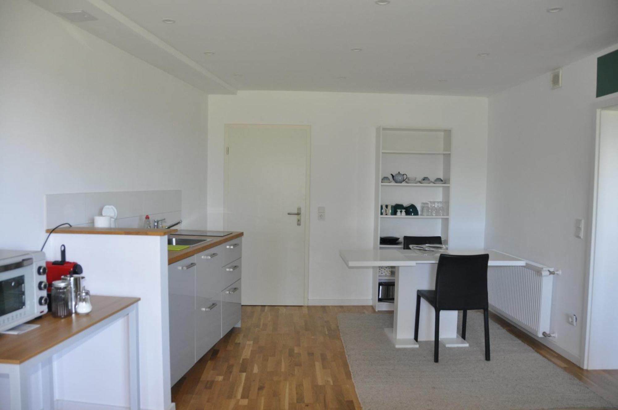 2-Zimmer Wohnung Mit Terrasse, Fernblick, Natur, Ruhig - Marburg エクステリア 写真