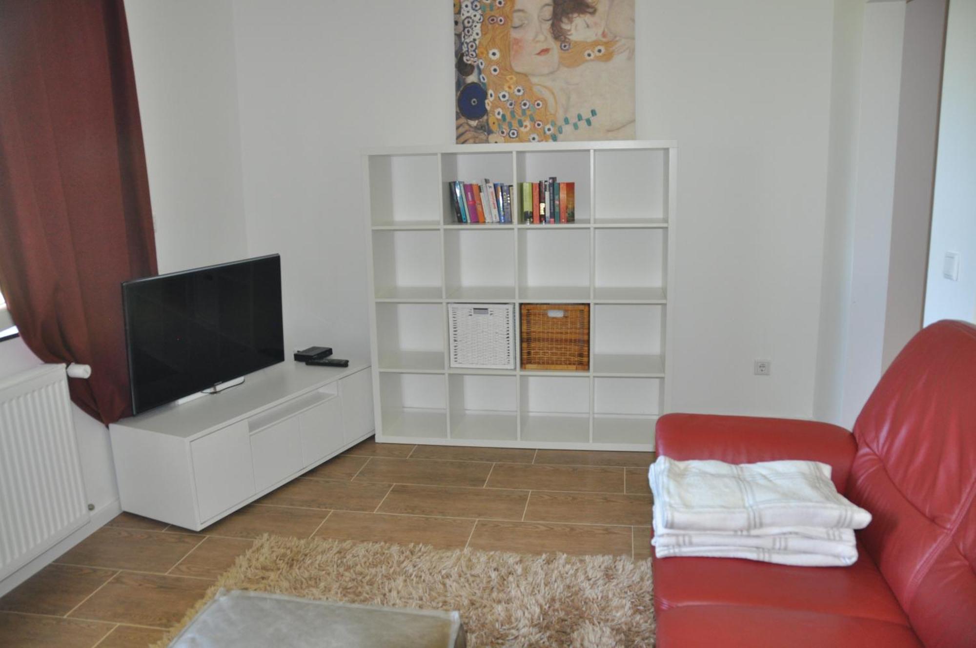2-Zimmer Wohnung Mit Terrasse, Fernblick, Natur, Ruhig - Marburg エクステリア 写真