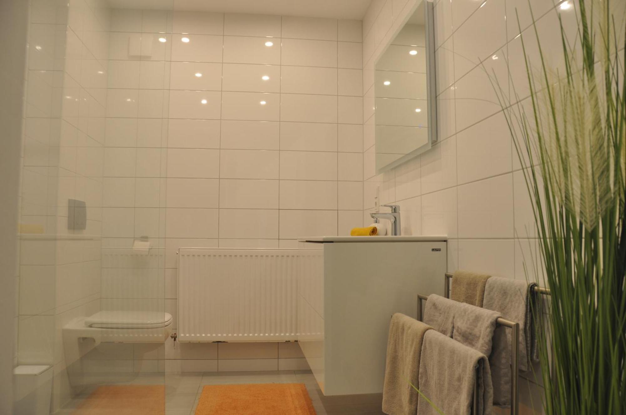 2-Zimmer Wohnung Mit Terrasse, Fernblick, Natur, Ruhig - Marburg エクステリア 写真